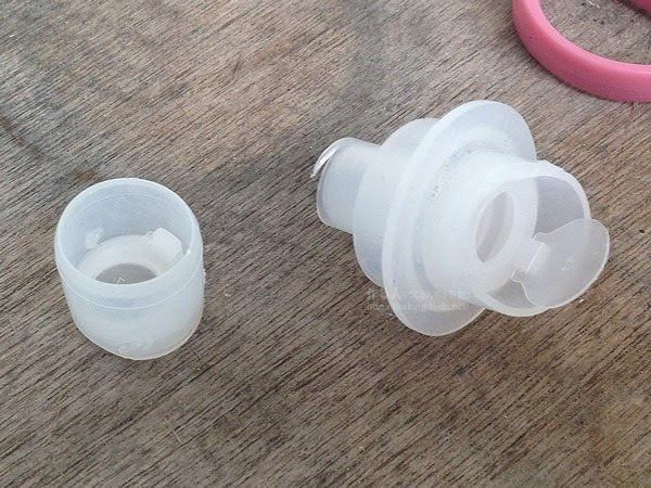 強風時 エアコンがポコポコ鳴るのを防ぐ方法 100円 逆流防止弁 作る人 つくるんちゅ 日記