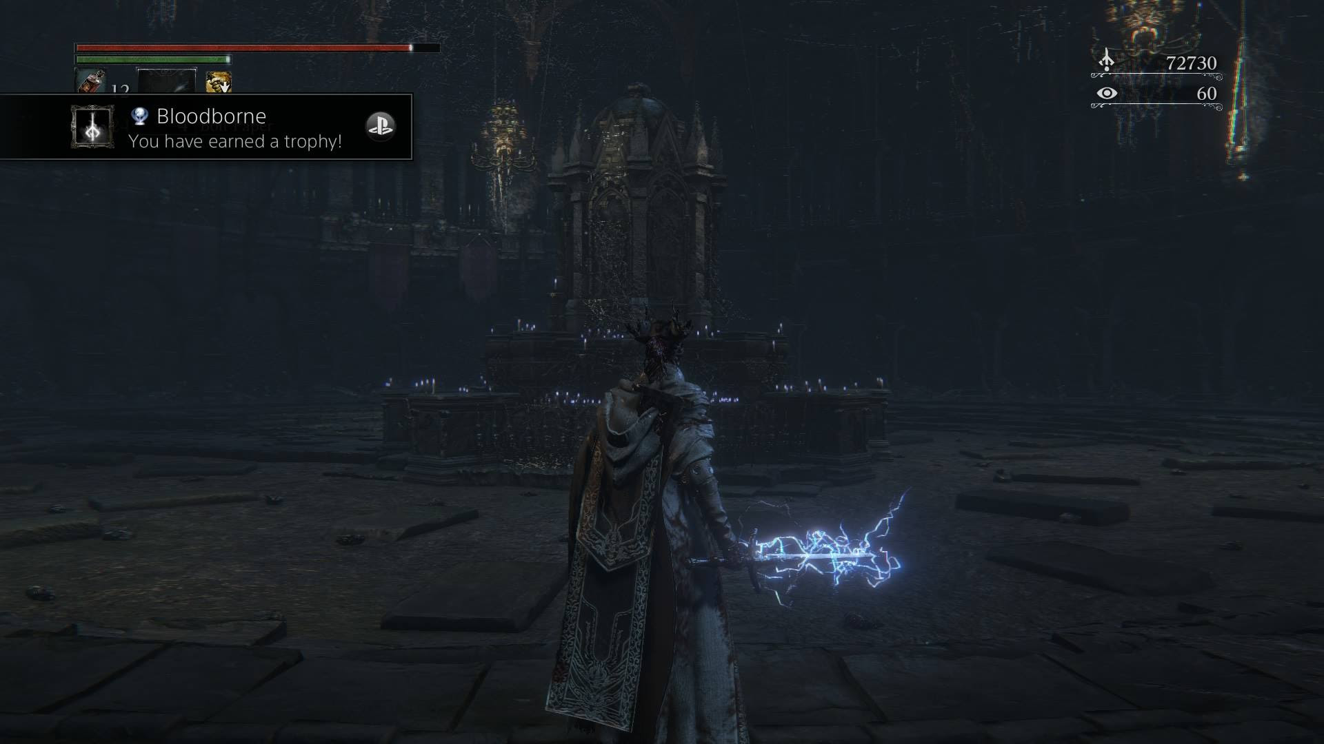 ブラッドボーン プラチナトロフィーが取られた瞬間 そう言えばps4のアプデでトロフィーを取った瞬間のスクリーンショットが残るんだね ゲーム攻略のまるはし