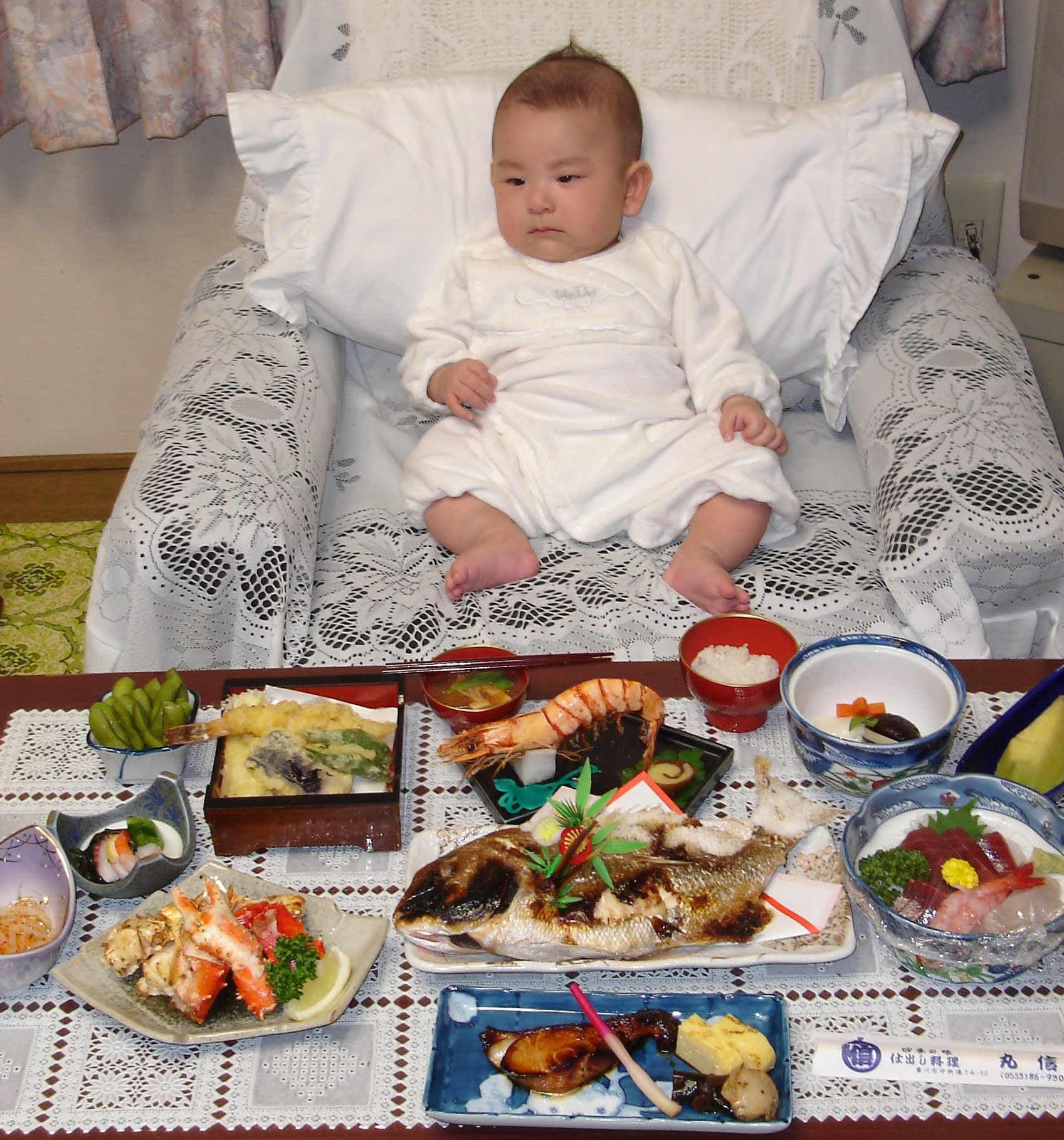 スラム 王室 勝利 赤ちゃん お 食い初め 服装 Tsuchiyashika Jp