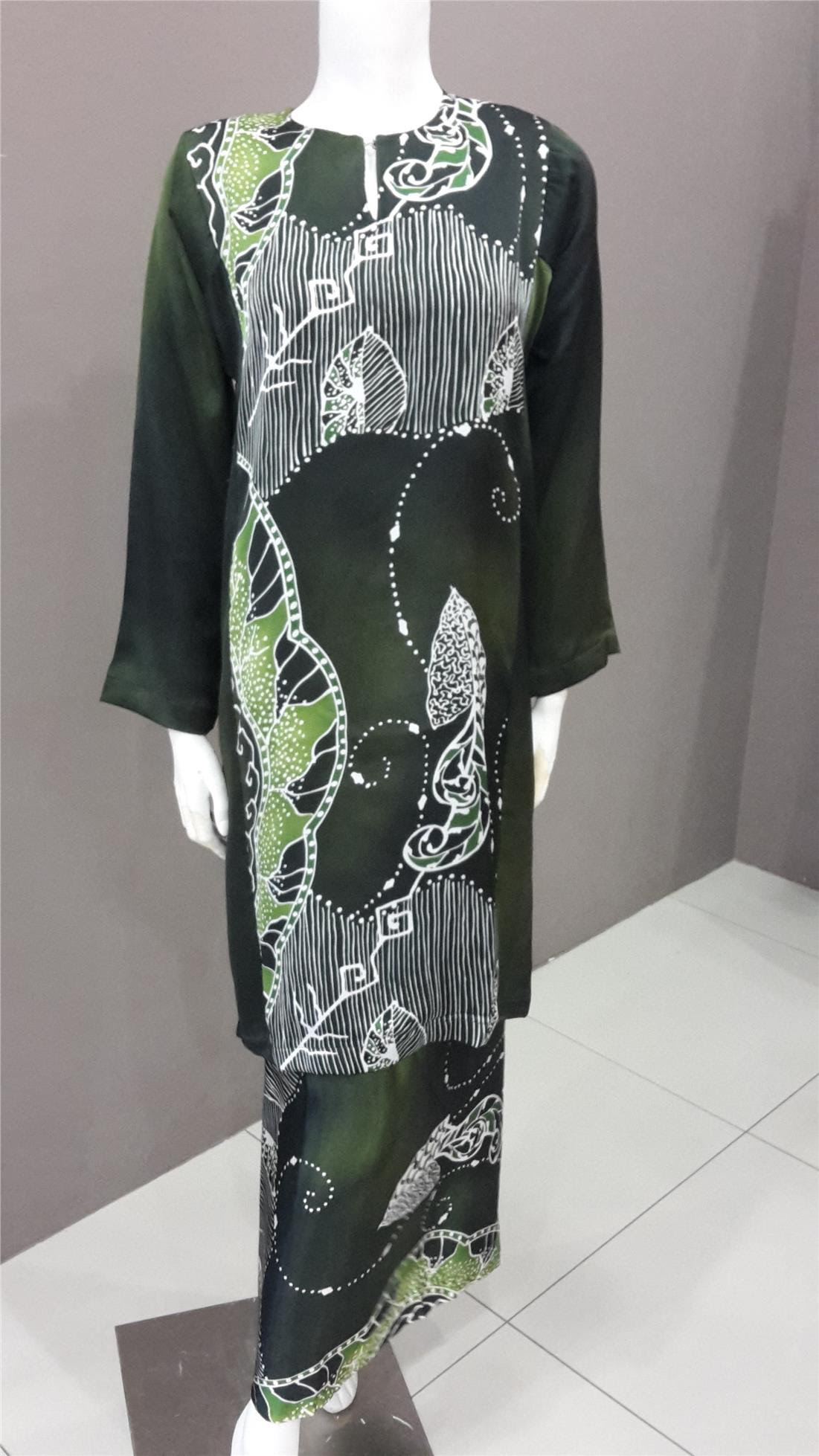 KAIN BATIK  SERAWAK