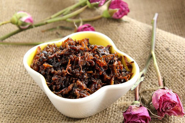 Pavakka Mezhukkupuratti