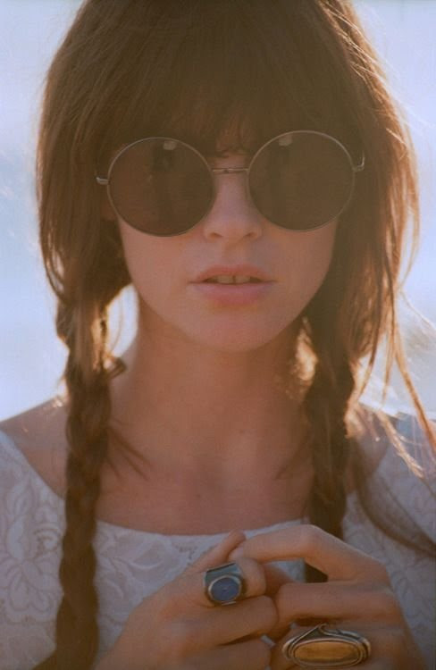 25 Swinging '60s Hairstyles For Mod Babes And Groovy Girls