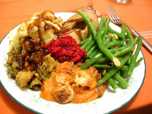 a vegan thanksgiving plate