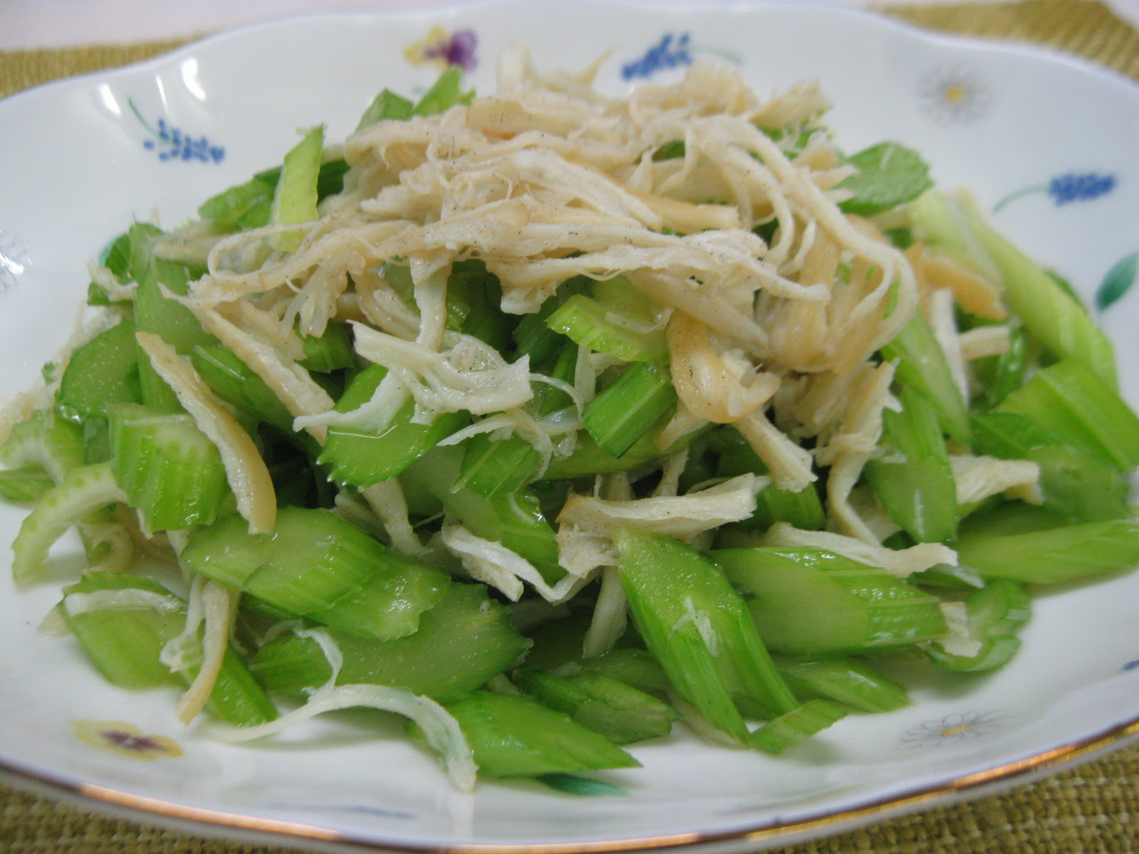 セロリ 農家直伝 野菜をもっと味わうレシピ