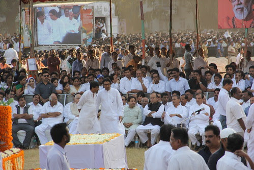 Mr Raj Thackeray at Shree Balasaheb Thackerays Last Rites Shivaji Park by firoze shakir photographerno1