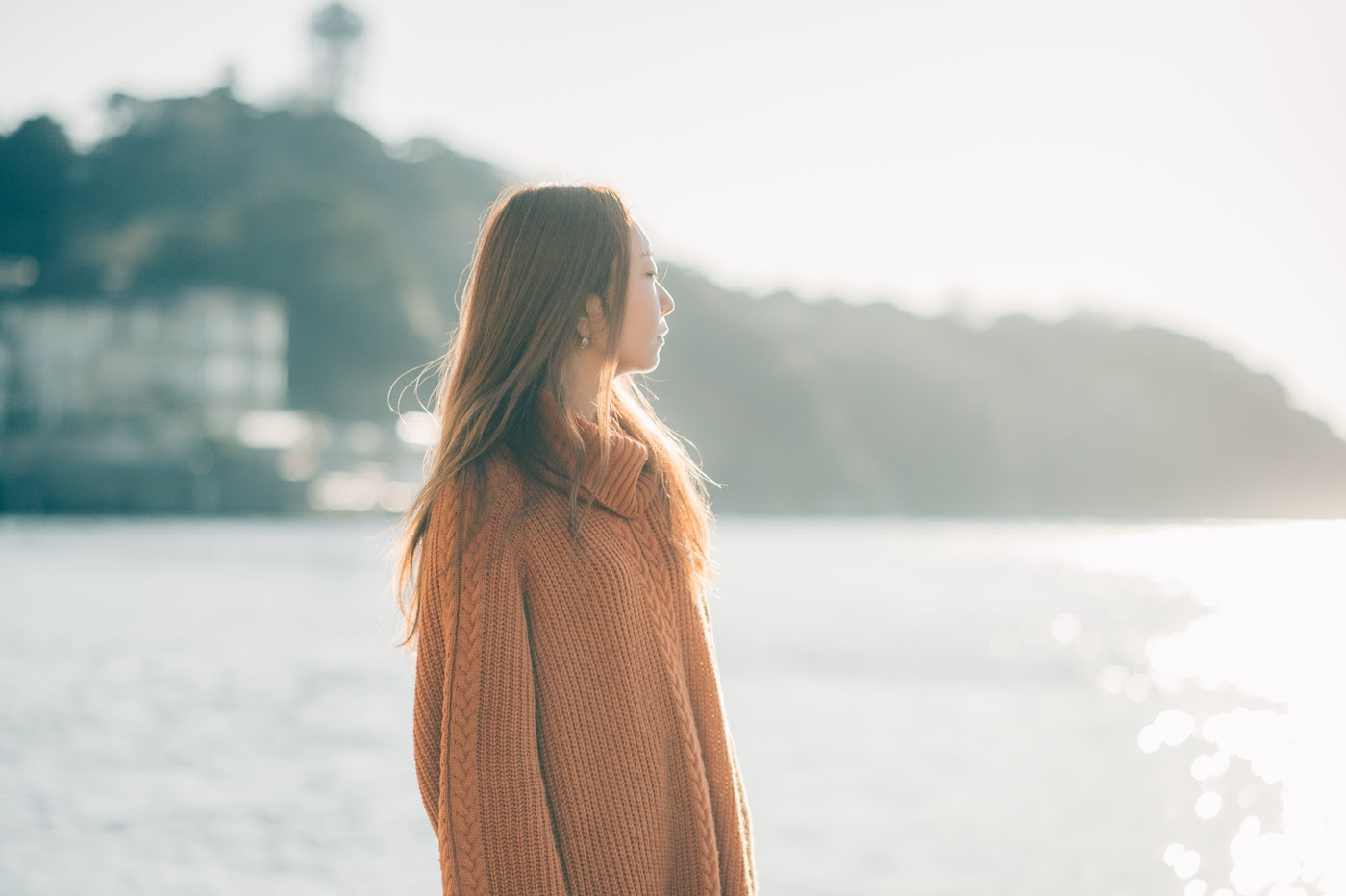 100人ポートレート Vol 7 Writer Songwriterの結花さん 海と夕日とポートレート Lens