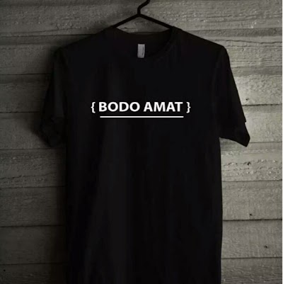 Wallpaper Hitam Bodo Amat