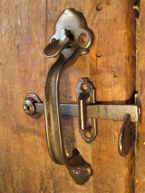 antique barn door handle thumb latch set gardens