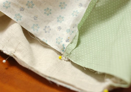 How to make a patchwork cube drawstring bag 15