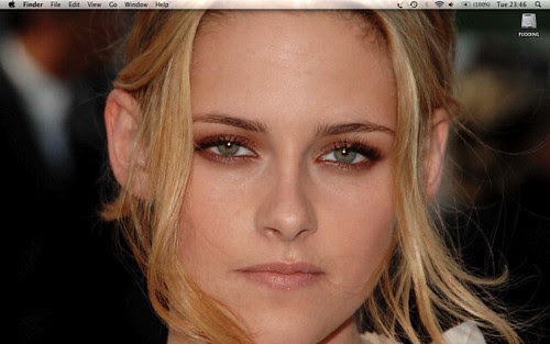 Kristen Stewart as a lond