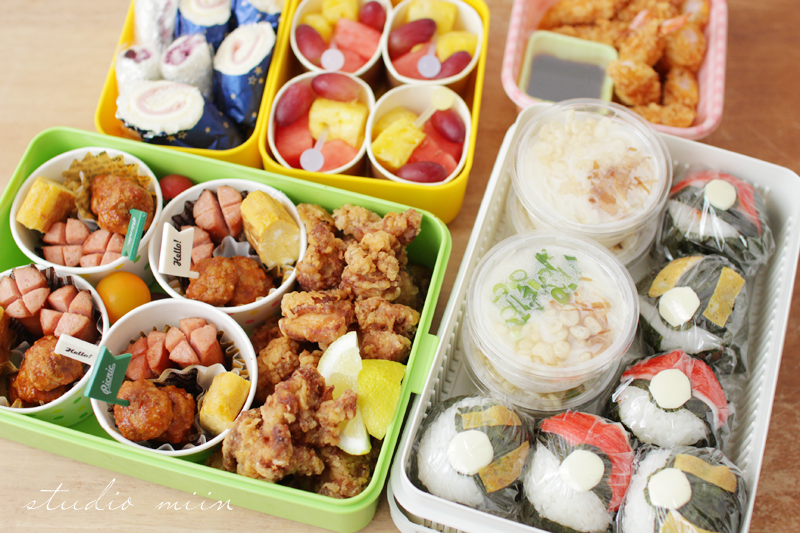運動会弁当 男の子も喜ぶ 100均お弁当カップ ピックで可愛い運動会のお弁当 おうちの時間が楽しくなる お料理 ハンドメイド 写真 カメラ デザイン 子供と過ごす時間