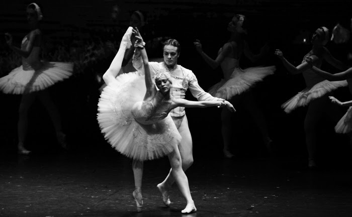 múa ballet, nhà hát Nga, kiệt tác ballet Hồ Thiên Nga,