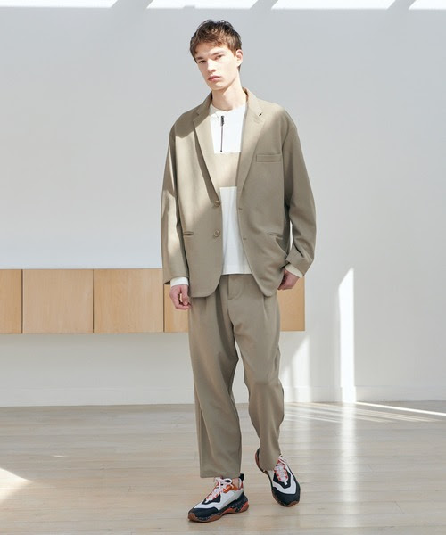 テーラードジャケット テーパードワイドパンツ Clothes エマクローズ のセットアップ セットアップ オーバーサイズ セットアップ Clothes セットアップ Emma ジャケット アウター Clothes エマクローズ のファッション ドレープ セール Emma 梨地ルーズ