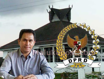 Ambon, Malukupost.com - Dewan Perwakilan Rakyat Daerah (DPRD) Maluku Tenggara Barat (MTB) mendukung pelaksanaan Rapat Kerja Daerah (Rakerda) Pemerintah Provinsi (Pemprov) Maluku yang dijadwalkan berlangsung di Larat, kecamatan Tanimbar Utara, kabupaten setempat, akhir Juli 2017. "Kami mendukung program Pemprov Maluku mengalihkan pelaksanaan Rakerda di kabupaten - kota di Maluku sehingga berbagai permasalahan yang terjadi di daerah dapat diketahui dan ditangani dengan cepat," kata Ketua Komisi C DPRD MTB, Sony Ratissa, saat dikonfirmasi di Ambon, Jumat (7/7).