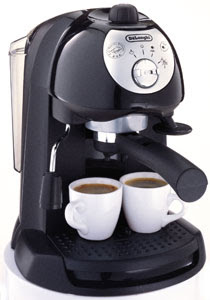 BAR32 Pump Espresso Maker from DeLonghi