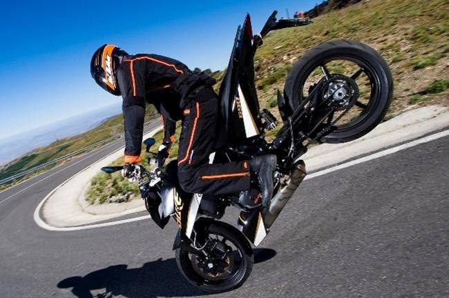 Stoppie