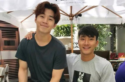 Intip komentar yang ditulis elf di postingan foto Henry http://ift.tt/20kt43r - Berita Terkini elf Terbaru Hari Ini -Beberapa member Super Junior saat ini sedang menjalani wajib militer. Hampir 2 tahun, ketiga member Super Junior Donghae, Eunhyuk, dan Siwon akan menyelesaikan wamil pada tahun ini. 