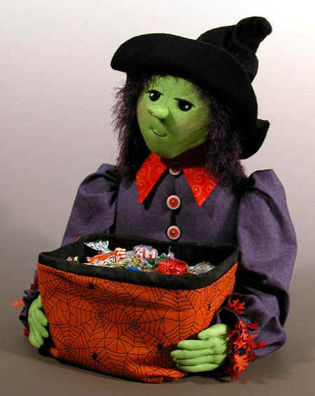 candy_witch.jpg (76959 bytes)