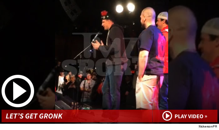 040814_rob_gronkowski_launch