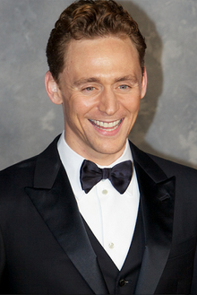 Tom Hiddleston Thor 2 cropped.png