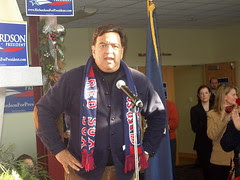 RICHARDSON SPEAKS IN CONCORD