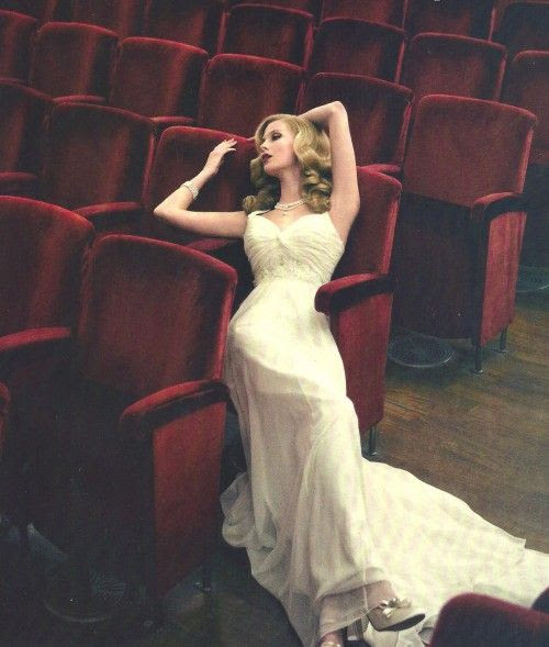 Retro Old Hollywood Wedding Theme Ideas