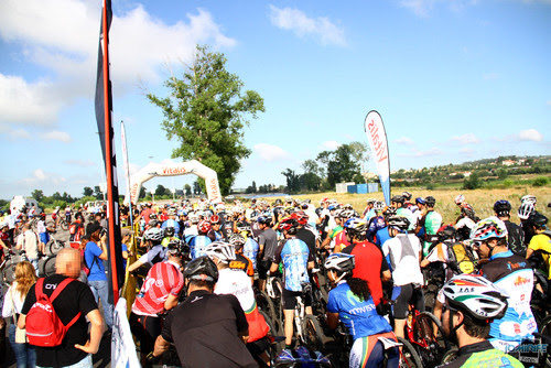 BTT XCM 2012 Montemor (036) Atletas na partida