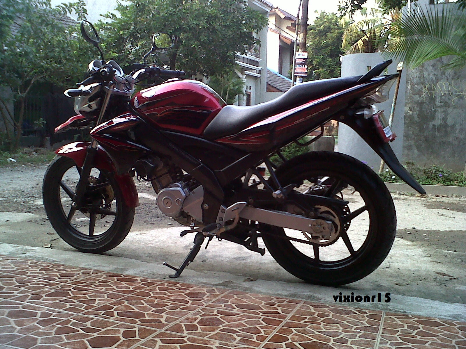 MODIF MOTOR Vixion Dipasang Velg Tapak Lebar Chemco Modifikasi