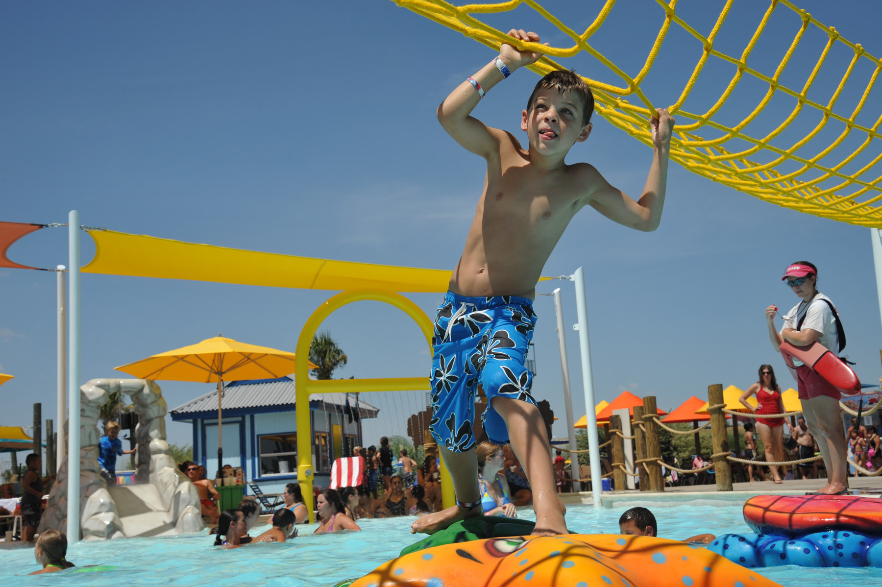 Hawaiian Falls offers job opportunities for candidates 16 years of age ...
