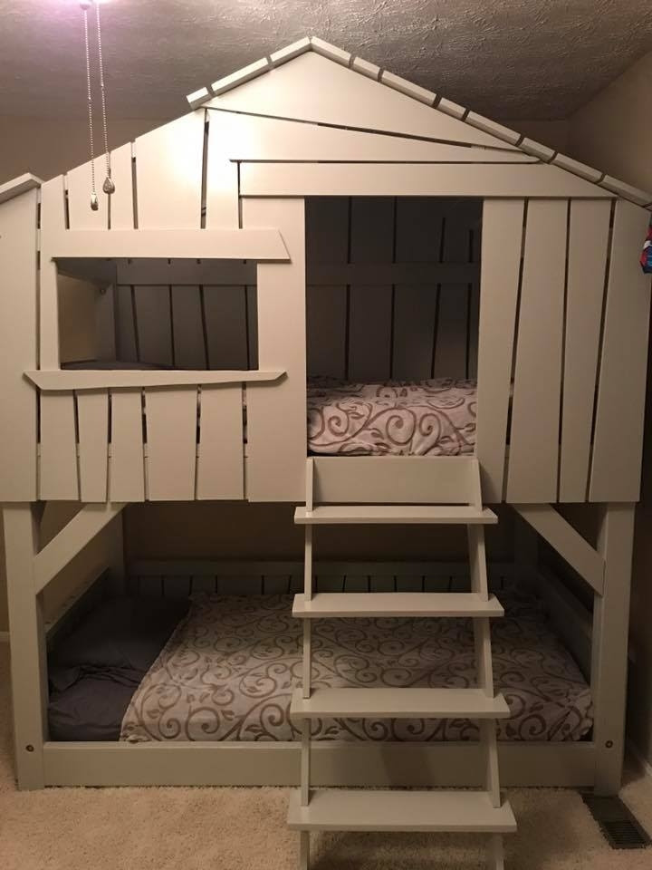 Ana White Modified Clubhouse Bunkbed - DIY Projects