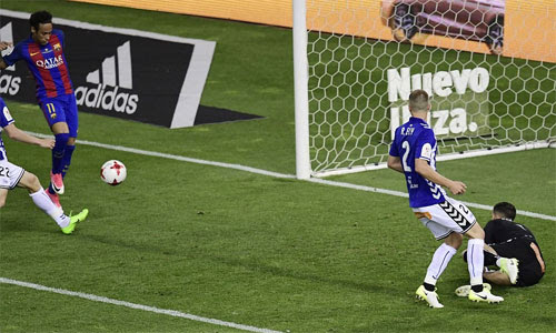 messi-va-neymar-lap-cong-barca-gianh-cup-nha-vua-thu-ba-lien-tiep-2