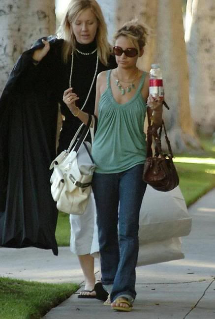 celebrity casual fashion