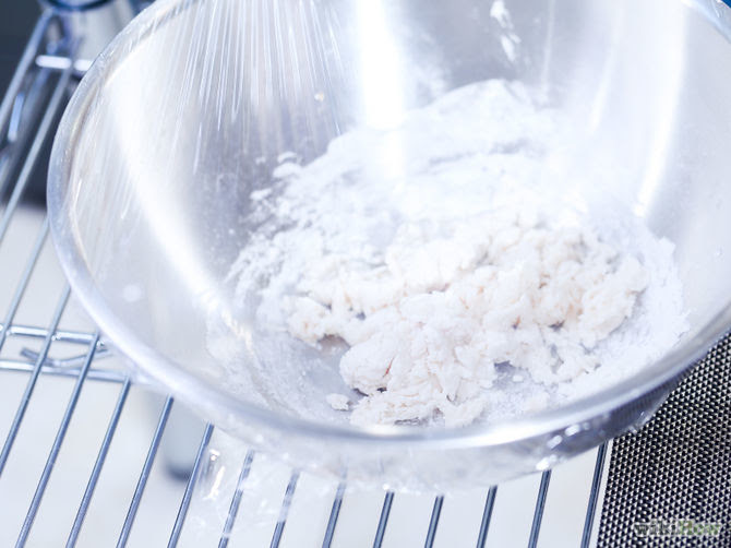 Make Sourdough Starter Step 2.jpg