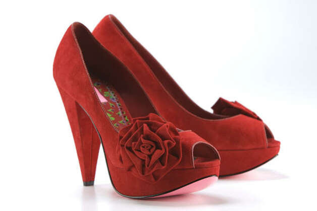 DSW : Join DSW's rewards program and receive a 5 gift certificate on ...