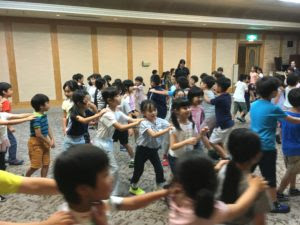 ２年生 わくわくスクール お楽しみ会 就寝 星美学園小学校ブログ