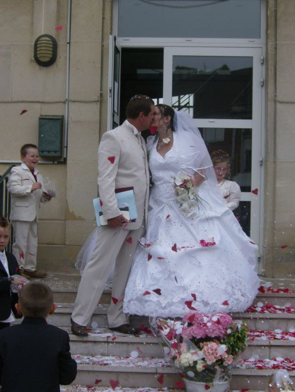 Livret De Famille. Notre beau livret de famille,
