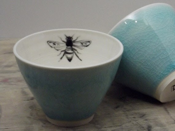 One Porcelain Blue Bee Tea Cup