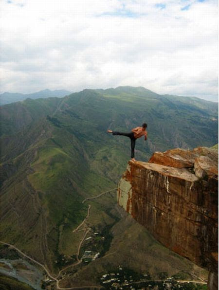 Brave Guy (4 pics)