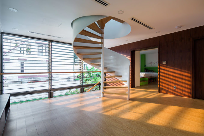 Biệt thự kín như bưng nhưng thoáng mát ở Sài Gòn