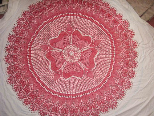 Rose of England shawl pinned out