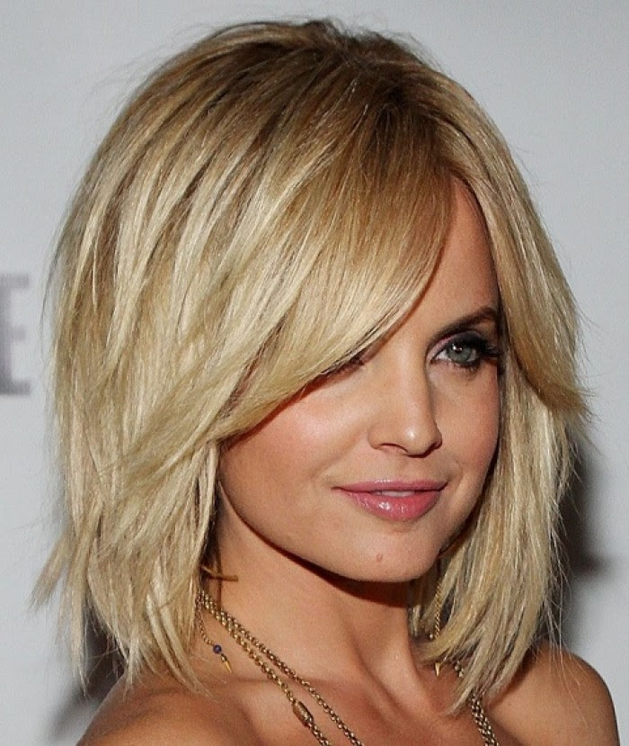 Tagli capelli scalati medi (Foto 5 40) Bellezza PourFemme - taglio di capelli medio lunghi scalati
