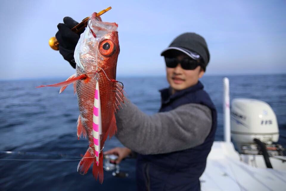 中深海 深海で釣る確率を上げるには 手巻き深海 専門店