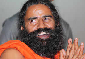 योग की धरती पर बाबा रामदेव ने किया ओबामा-मिशेल का स्वागत। देखें विडियो...