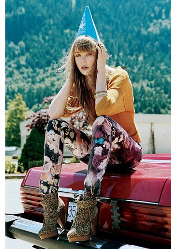 uo late fall 2011 catalog