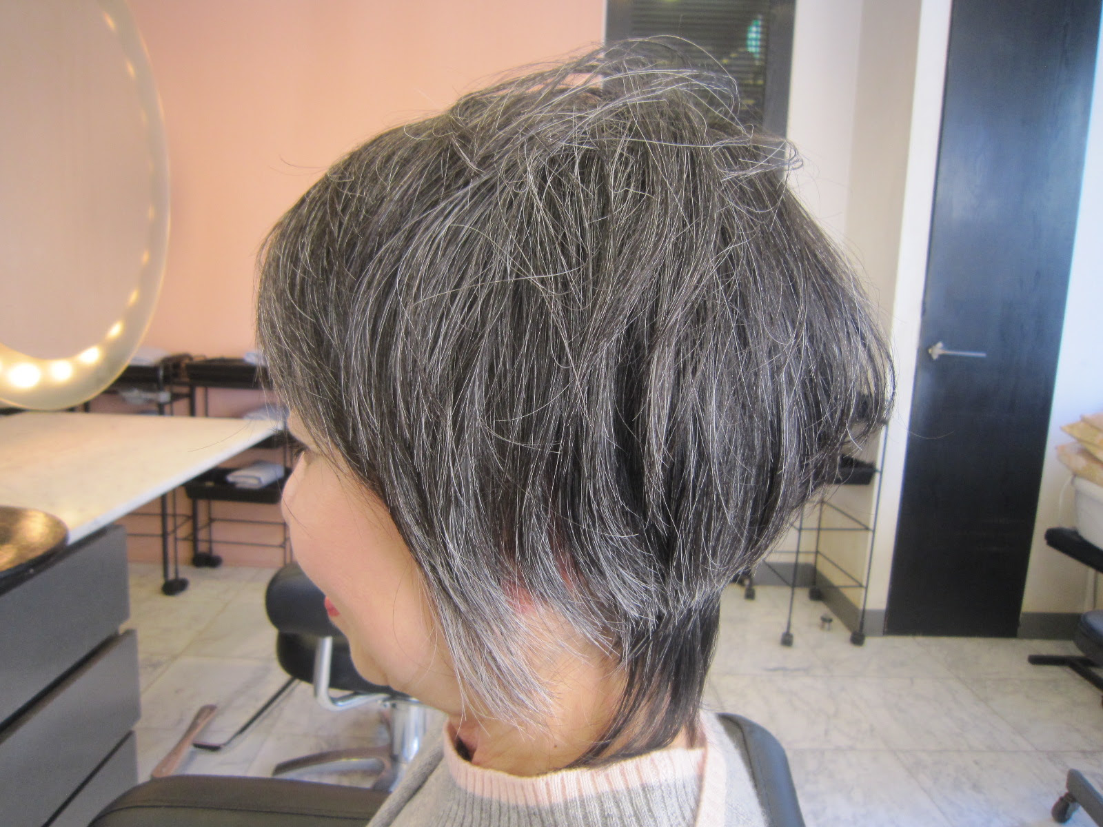 ６０代ヘアカタログ ６０代ショートスタイル 40代50代60代髪型表参道美容室青山美容院 樽川和明