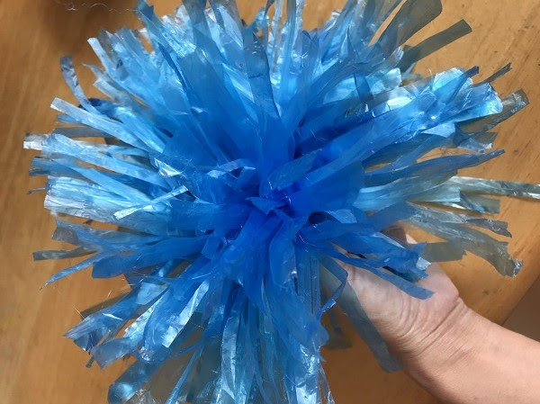 チアリーダーになりきり 手作りポンポンの作り方 ガムシャラナ子育て