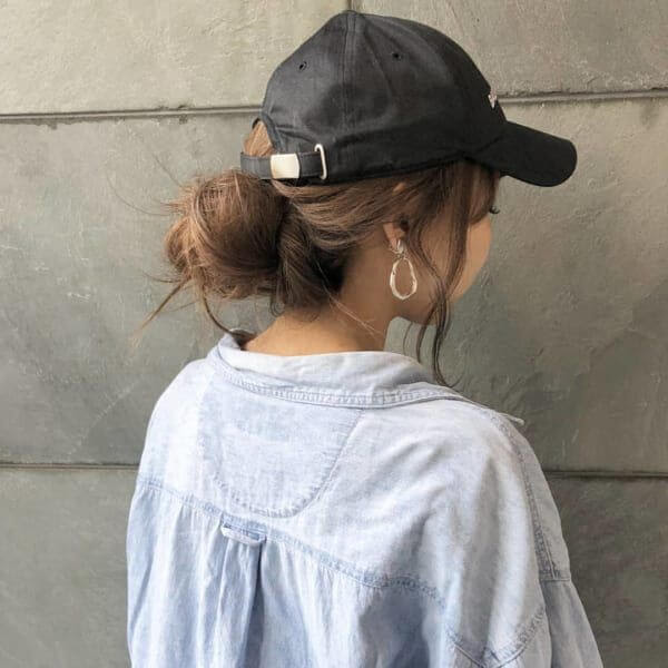 キャップをかぶる時の髪型 おしゃれで可愛いヘアアレンジを紹介 春夏秋冬トレンド情報ピポパ発信局