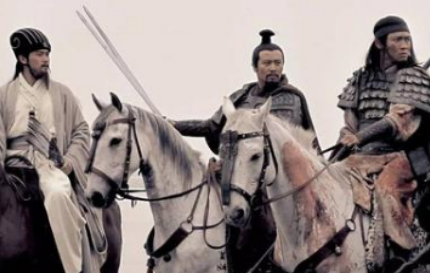 曹操已经位极人臣了 他为何还会将女儿嫁给汉献帝 趣历史