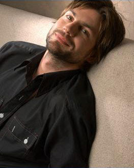 gale harold desperate housewives statue