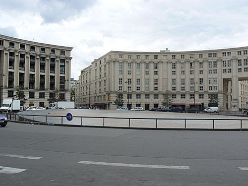 place de Catalogne.jpg
